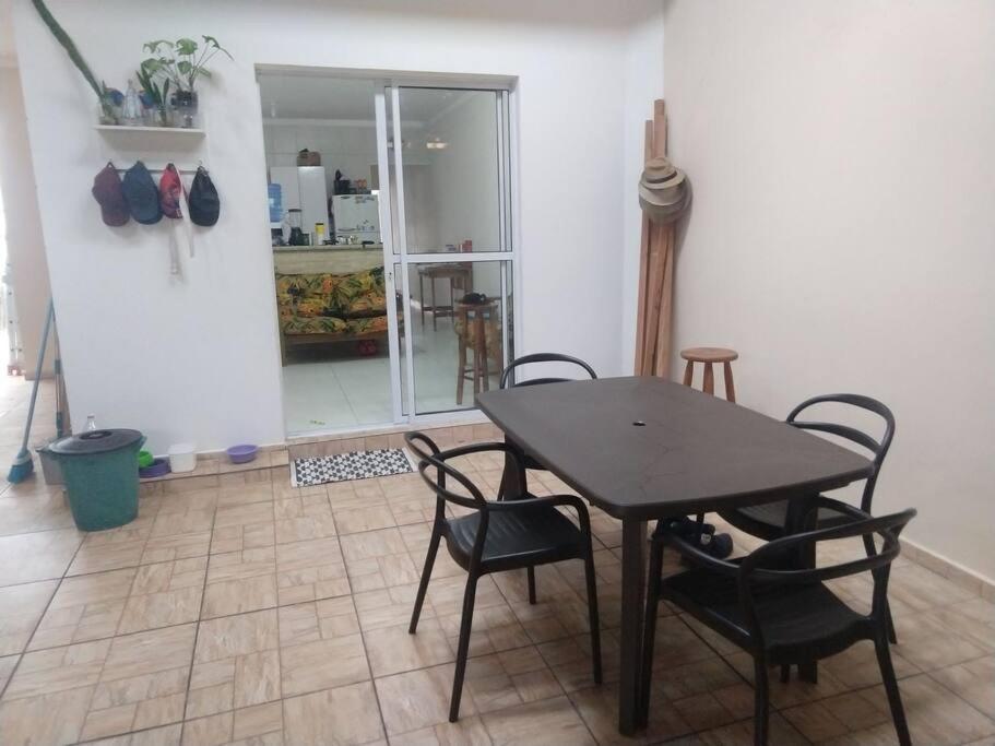 Casa Em Itanhaem Com 2 Quartos Garagem P 2 Carros, Churrasqueira, Piscina 200 M Da Praia Buitenkant foto